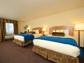 2 queen courtyard room