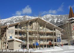 Village Center Inn