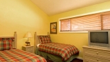 Deluxe Twin Beds
