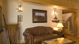 Deluxe Living Room
