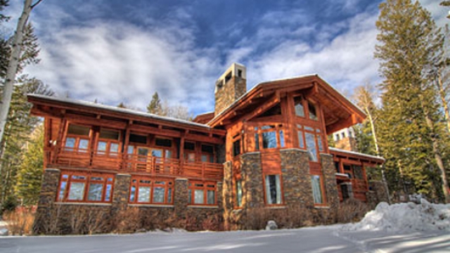 Iron H Lodge